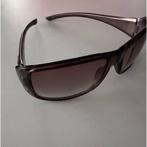 Gucci sunglasses /Case